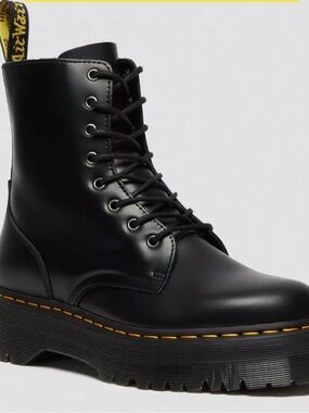 Dr. Martens Jadon Boot Smooth Leather Platforms
